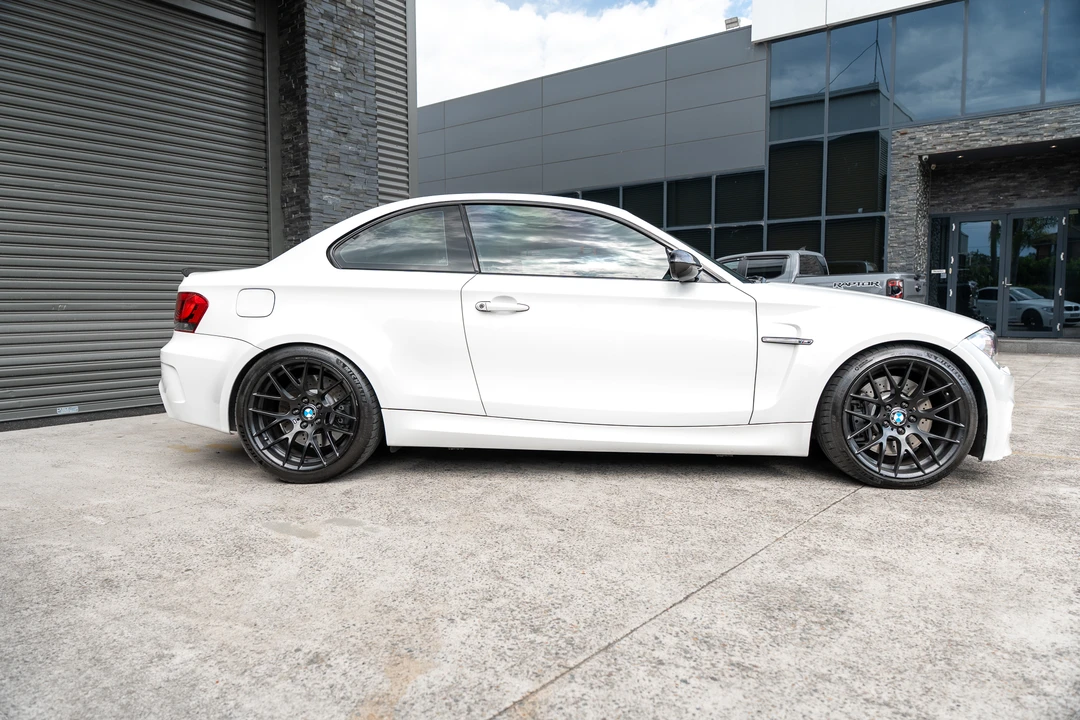 2012 BMW 1M - Image 4 of 31
