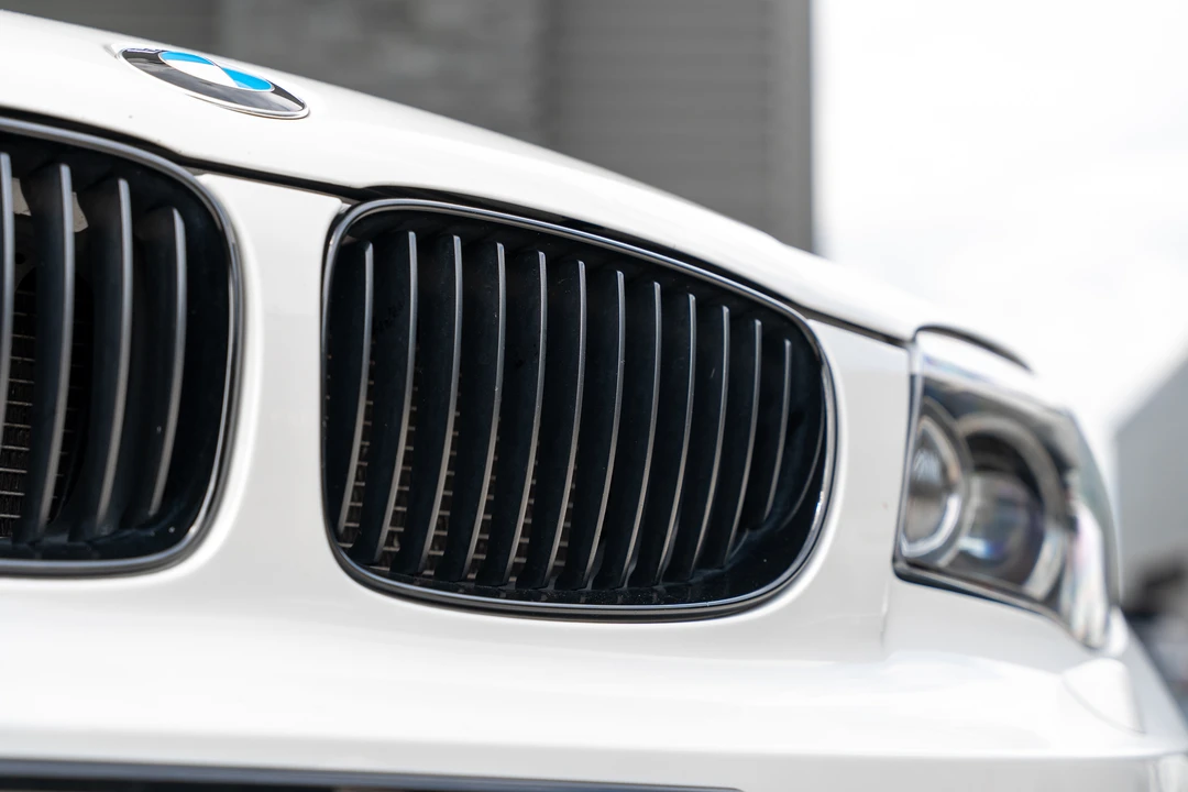 2012 BMW 1M - Image 21 of 31