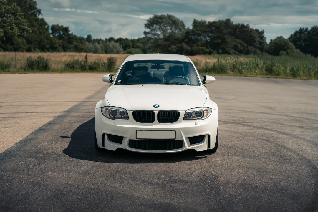 2012 BMW 1M - Image 10 of 31