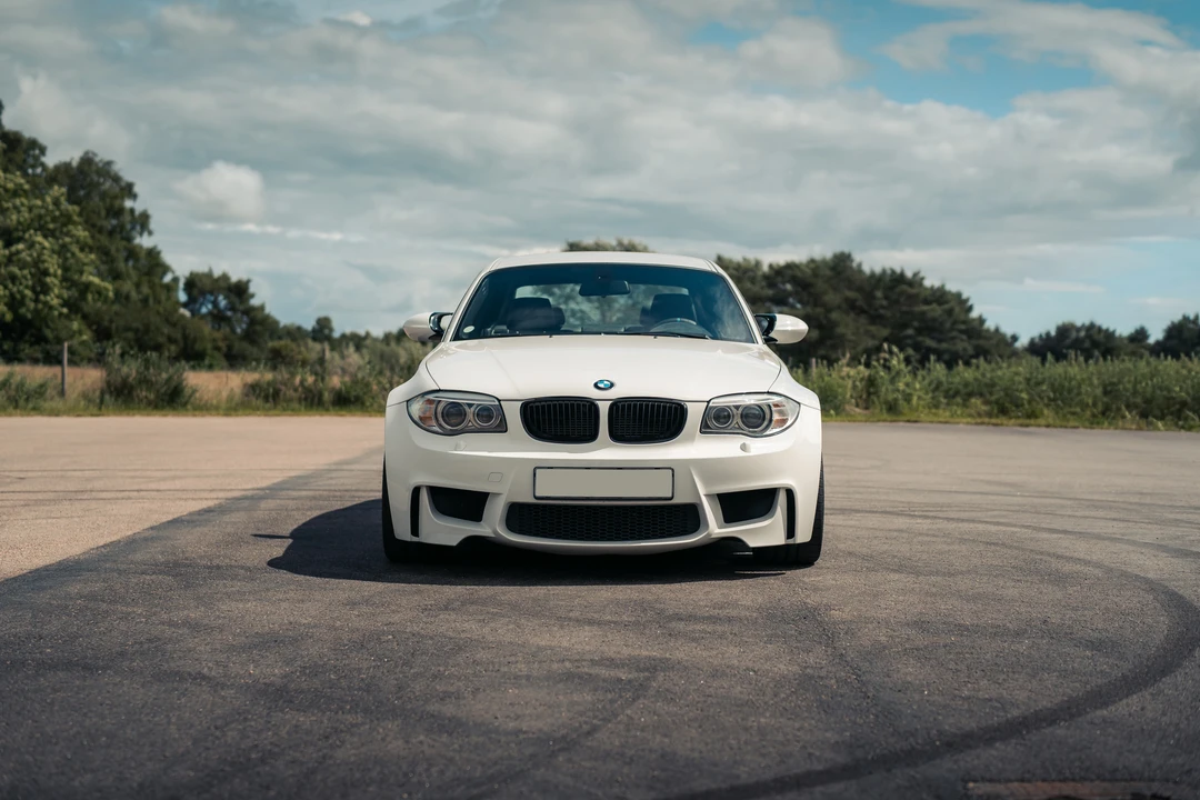2012 BMW 1M - Image 2 of 31
