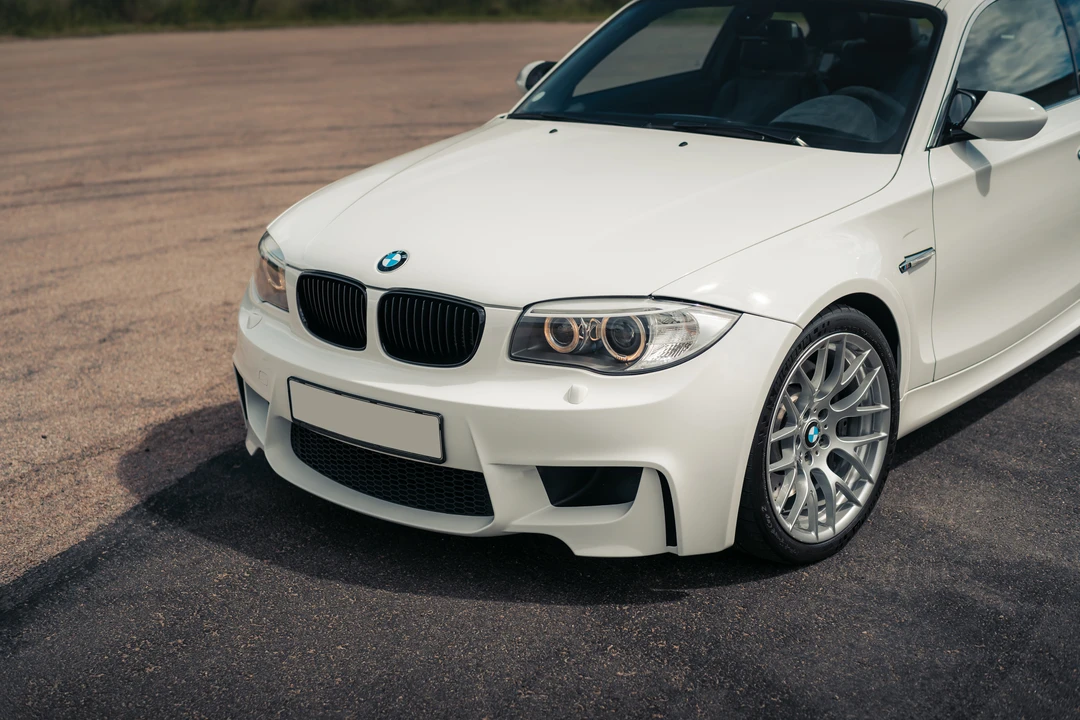 2012 BMW 1M - Image 24 of 31