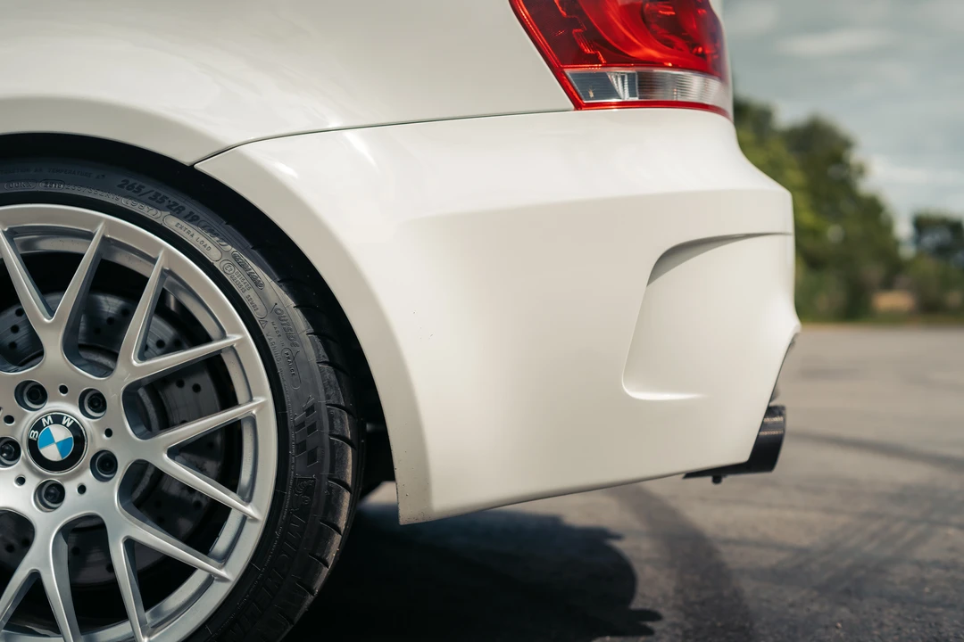 2012 BMW 1M - Image 29 of 31