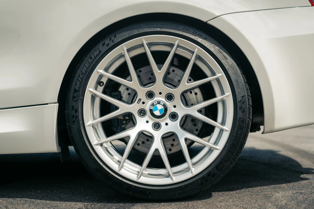 2012 BMW 1M - Image 30 of 31