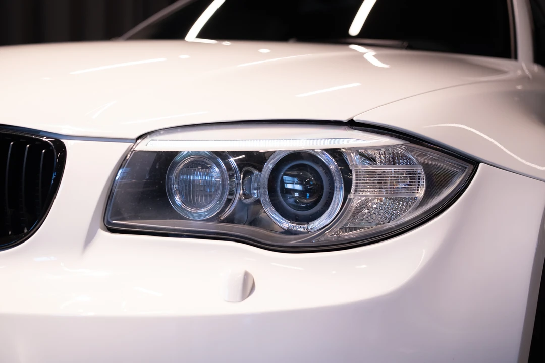 2012 BMW 1M - Image 14 of 31