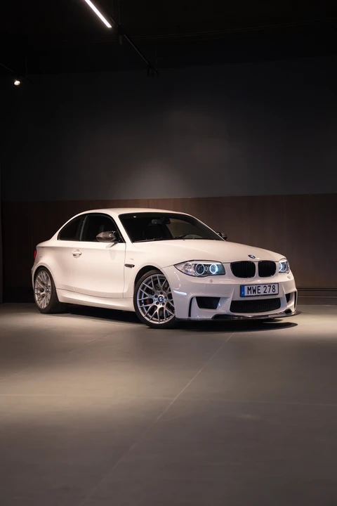 2012 BMW 1M - Image 18 of 31