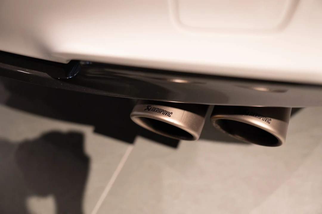 2012 BMW 1M - Image 30 of 31