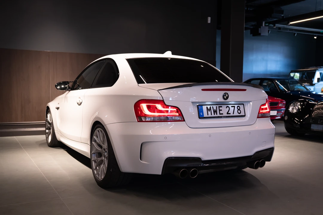 2012 BMW 1M - Image 7 of 31