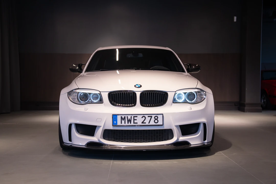 2012 BMW 1M - Image 2 of 31