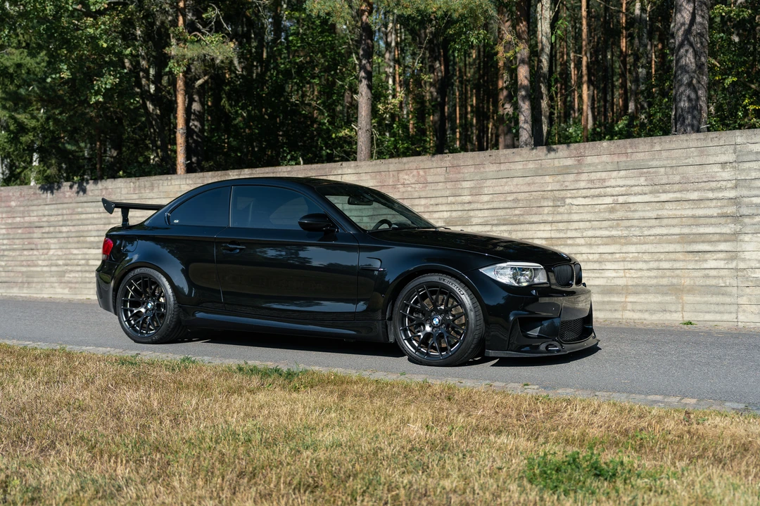 2012 BMW 1M - Image 12 of 31