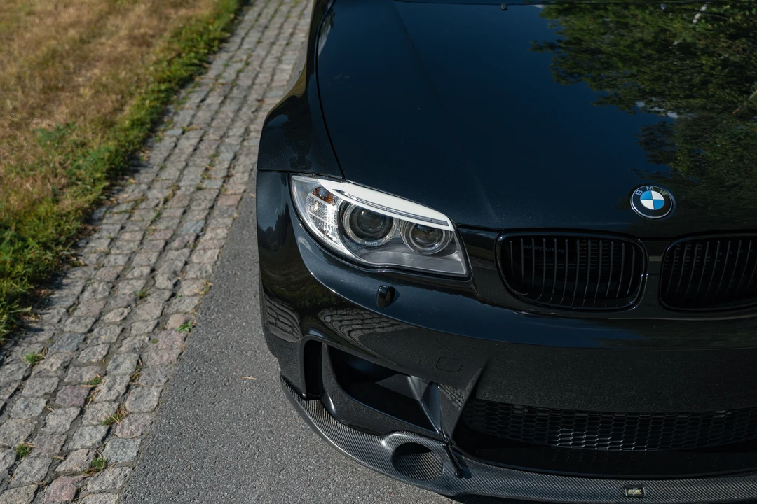 2012 BMW 1M - Image 19 of 31