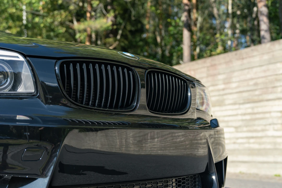 2012 BMW 1M - Image 23 of 31