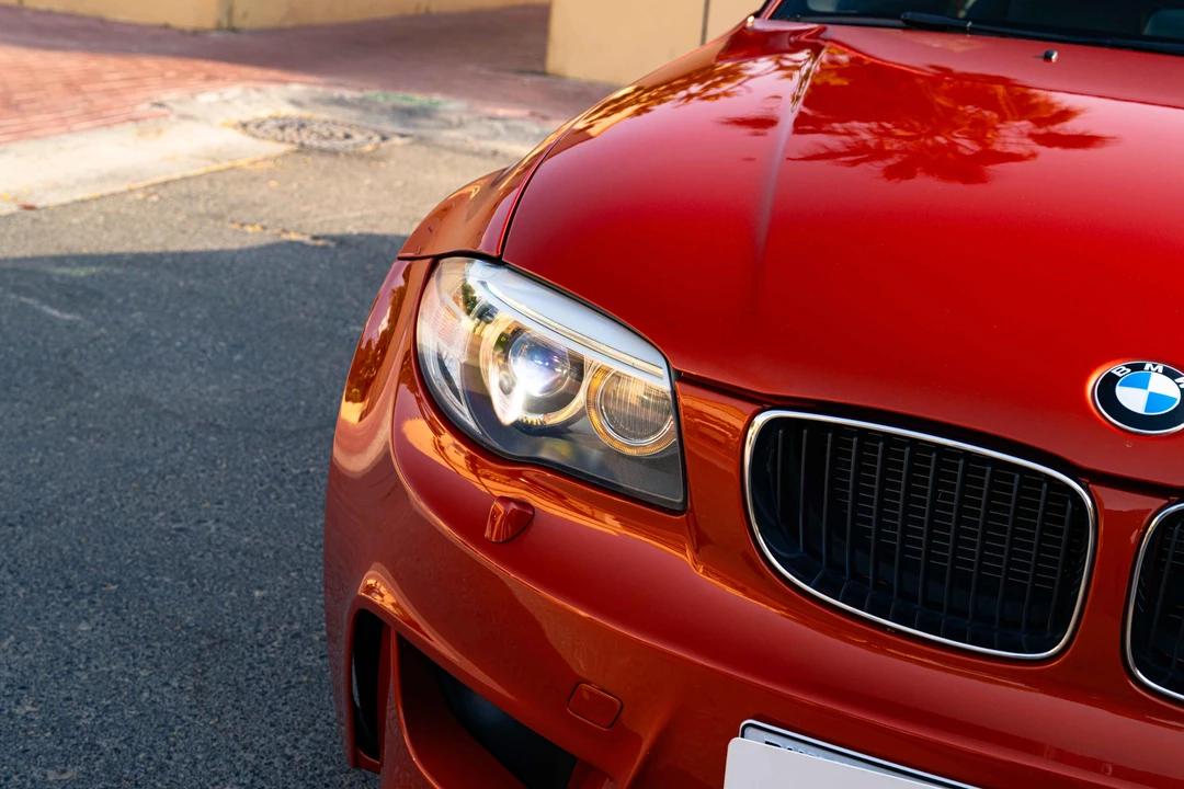 2012 BMW 1M - Image 21 of 31