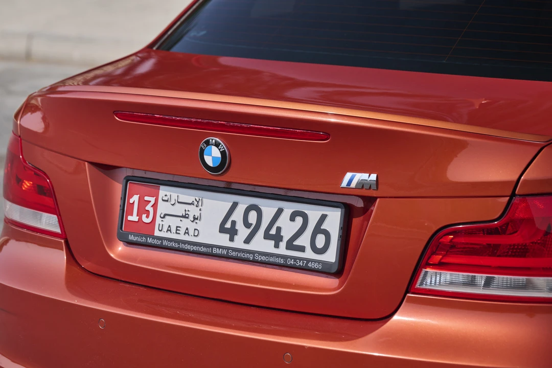 2012 BMW 1M - Image 28 of 31
