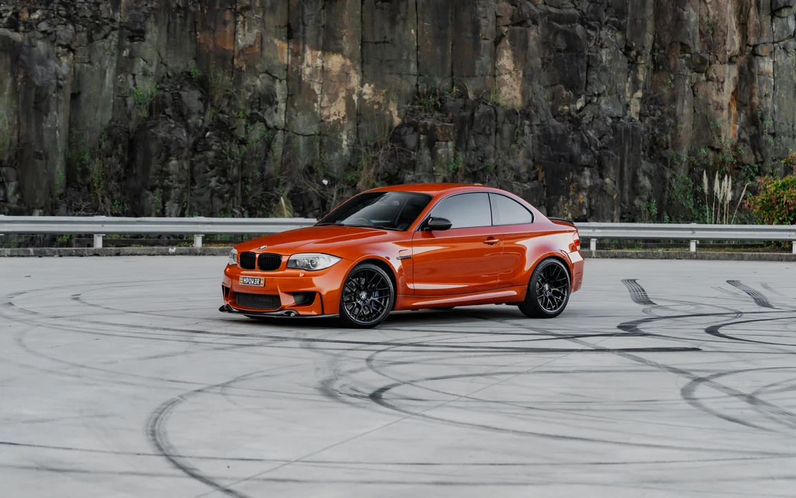 2012 BMW 1M - Image 19 of 31