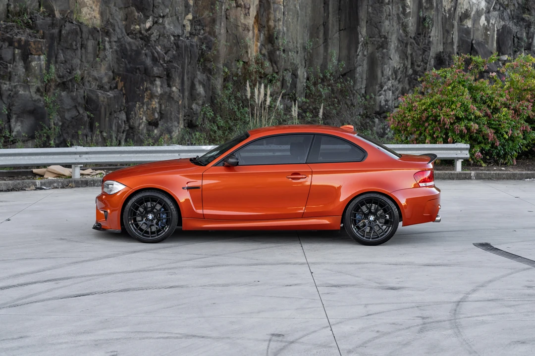 2012 BMW 1M - Image 8 of 31