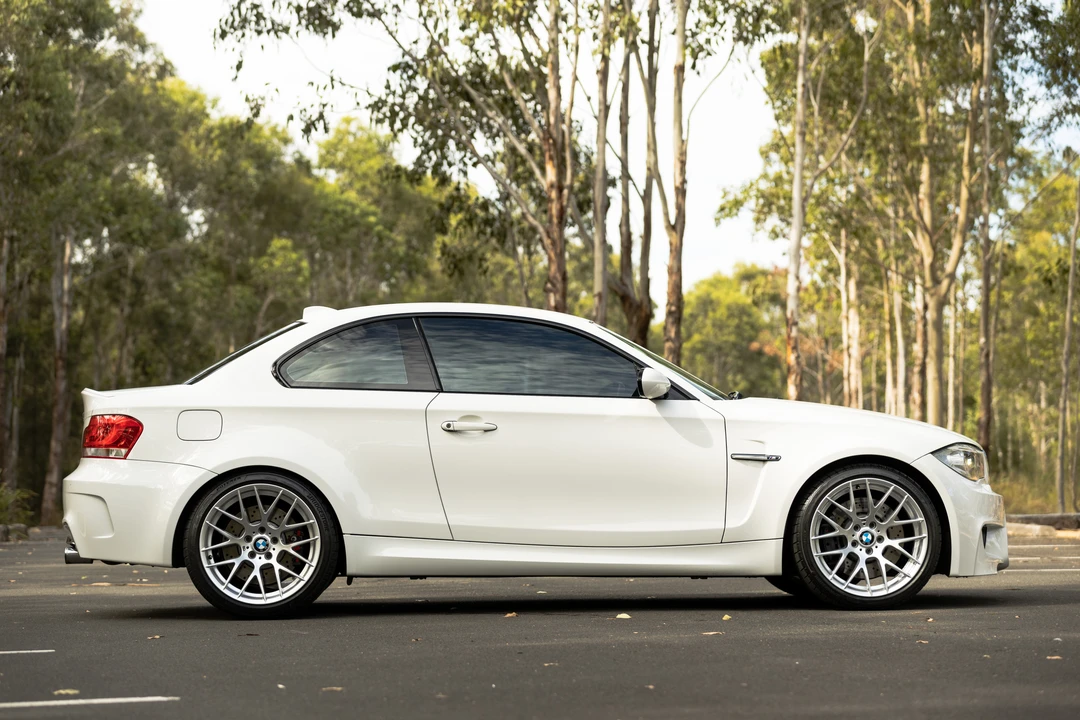 2012 BMW 1M - Image 8 of 31
