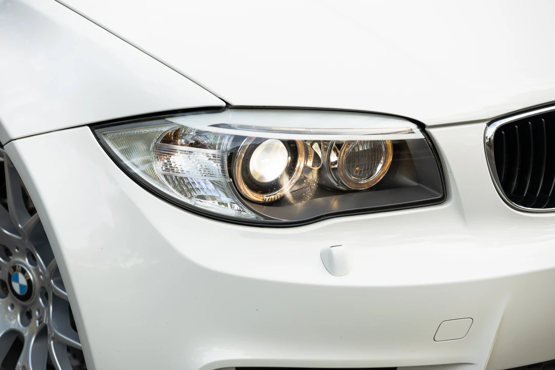 2012 BMW 1M - Image 22 of 31