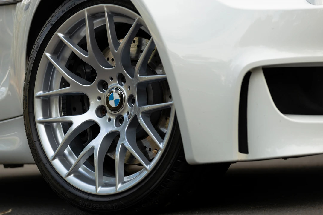 2012 BMW 1M - Image 26 of 31