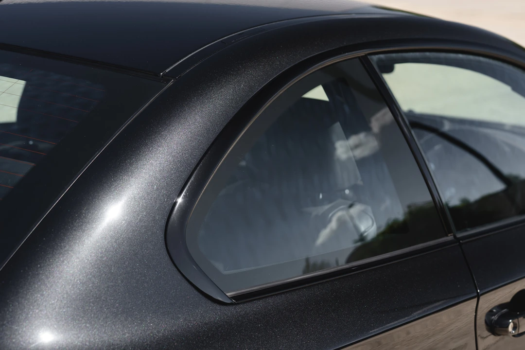 2012 BMW 1M - Image 30 of 31
