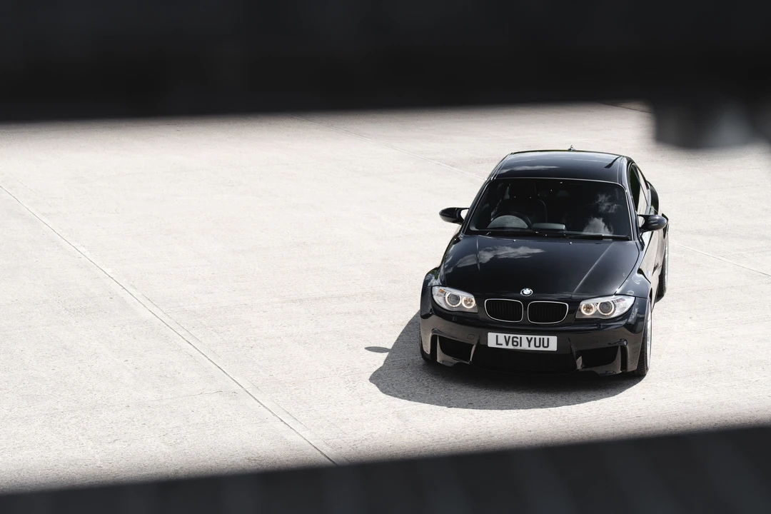 2012 BMW 1M - Image 19 of 31