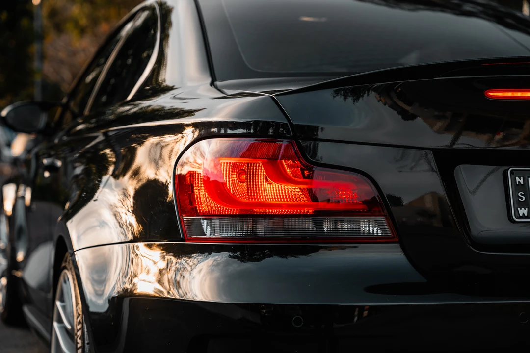 2012 BMW 1M - Image 30 of 31