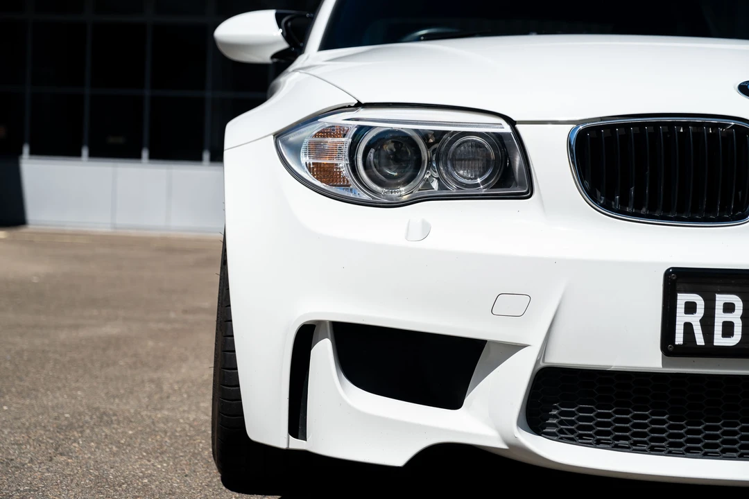 2012 BMW 1M - Image 17 of 31