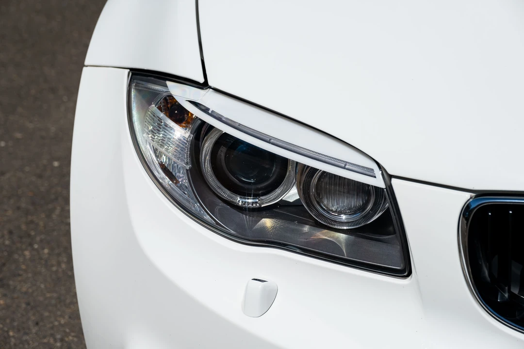 2012 BMW 1M - Image 20 of 31