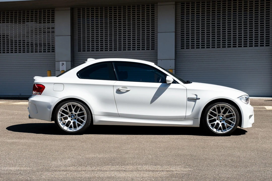 2012 BMW 1M - Image 9 of 31
