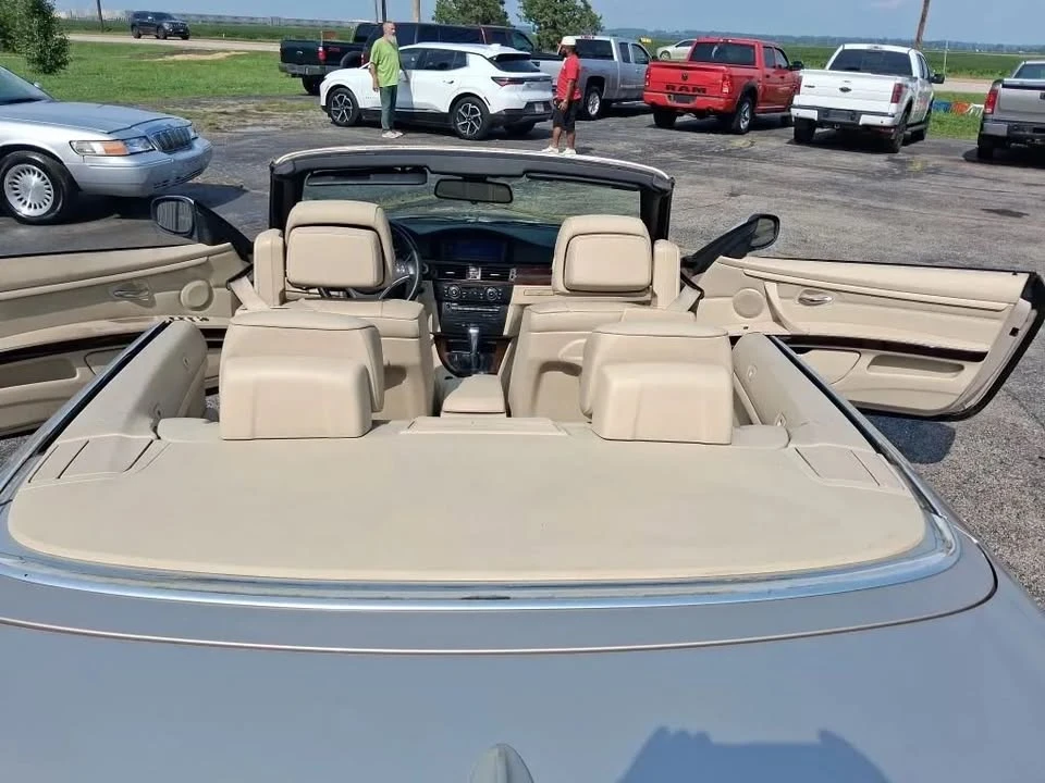 2012 BMW E93 3 Series Convertible - Image 8 of 18