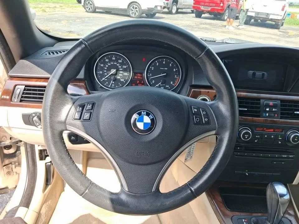 2012 BMW E93 3 Series Convertible - Image 18 of 18