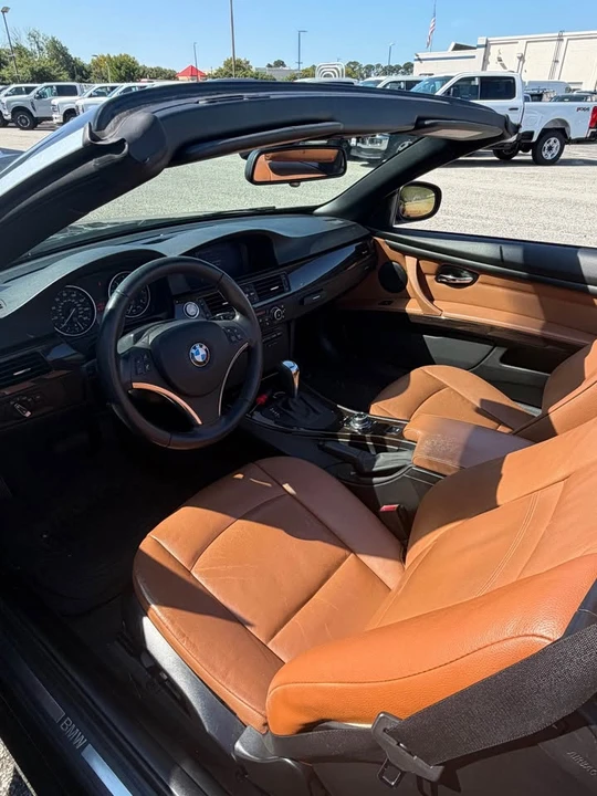 2012 BMW E93 3 Series Convertible - Image 5 of 11