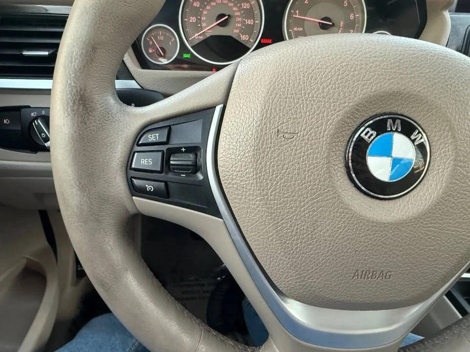 2012 BMW 3 Series - Image 15 of 20