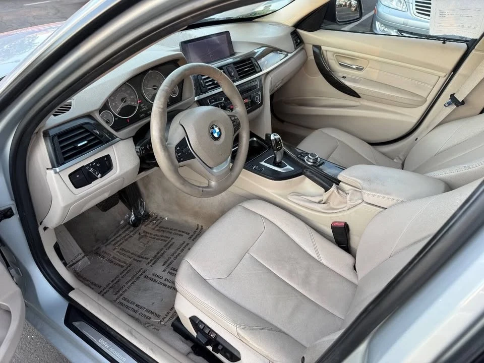 2012 BMW 3 Series - Image 10 of 20