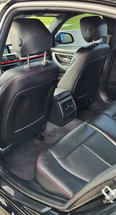 2012 BMW 3 Series - Image 5 of 5