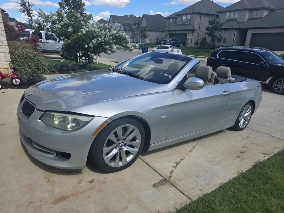 2012 BMW E93 3 Series Convertible - Image 9 of 9