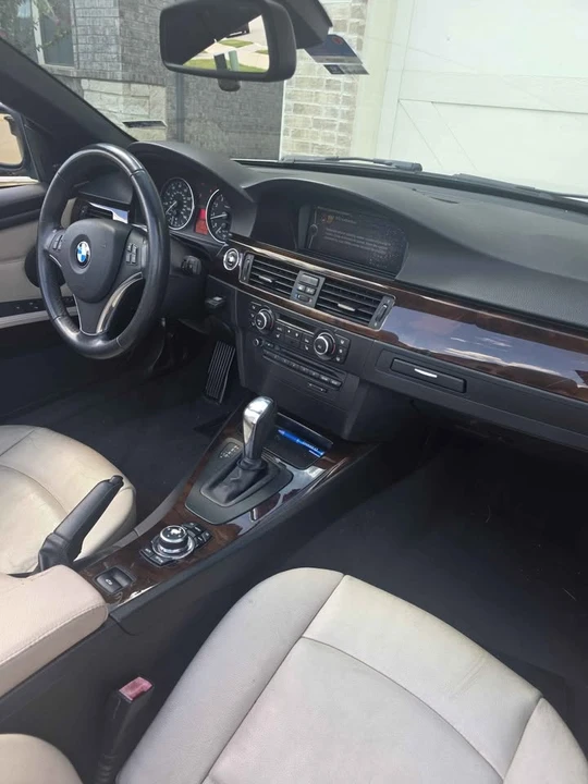 2012 BMW E93 3 Series Convertible - Image 7 of 9