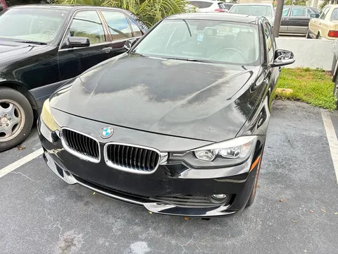 2012 BMW 3 Series 323i Sedan 4D