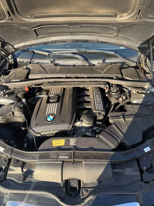 2012 BMW E93 3 Series Convertible - Image 11 of 11