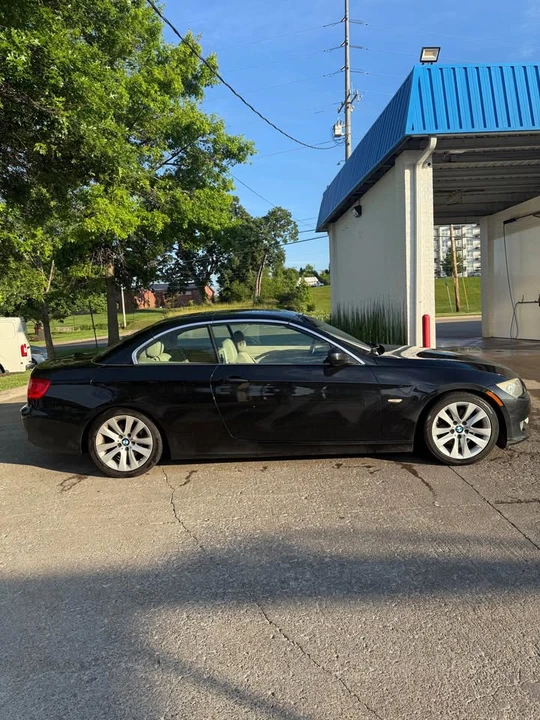 2012 BMW E93 3 Series Convertible - Image 5 of 11