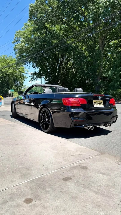 2012 BMW E93 3 Series Convertible - Image 3 of 4
