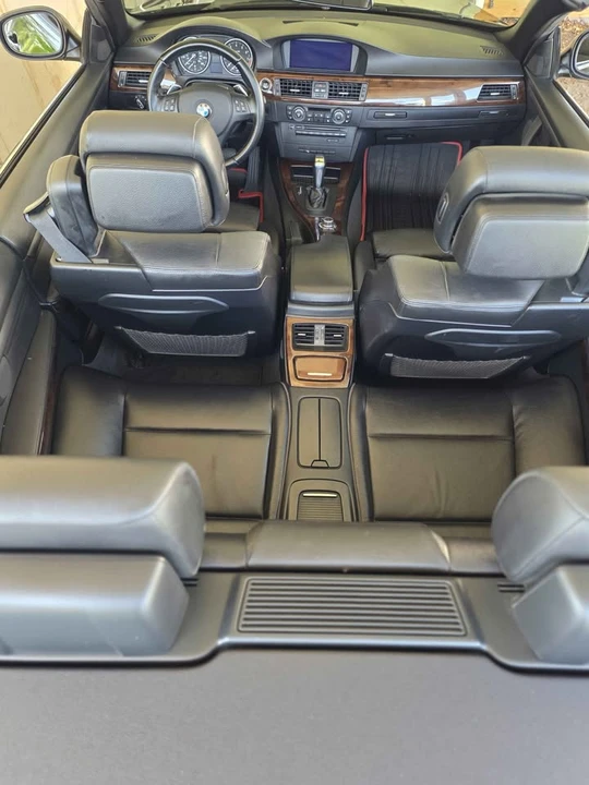 2012 BMW E93 3 Series Convertible - Image 9 of 17