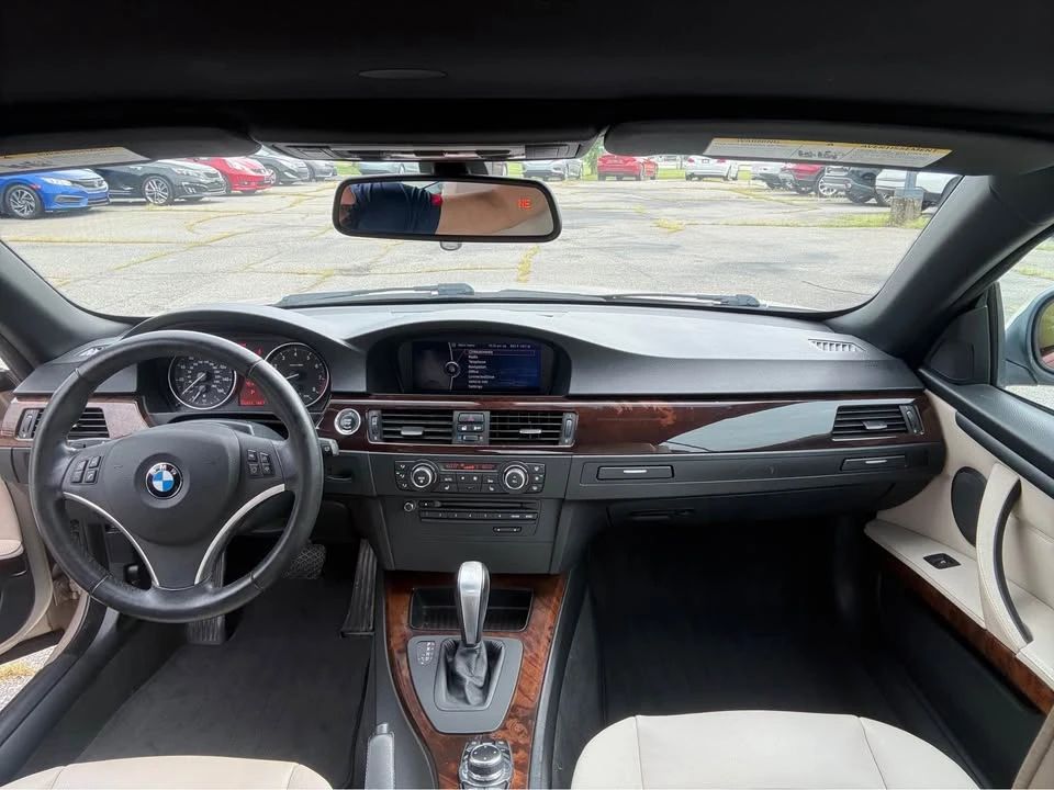 2012 BMW E93 3 Series Convertible - Image 9 of 20