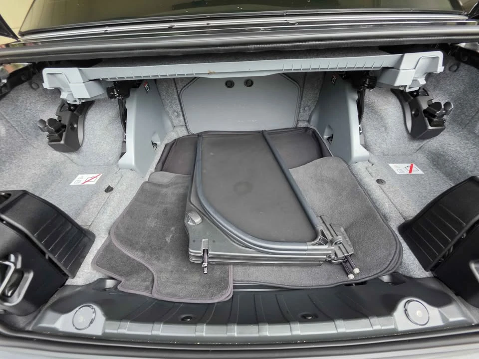 2012 BMW E93 3 Series Convertible - Image 16 of 17