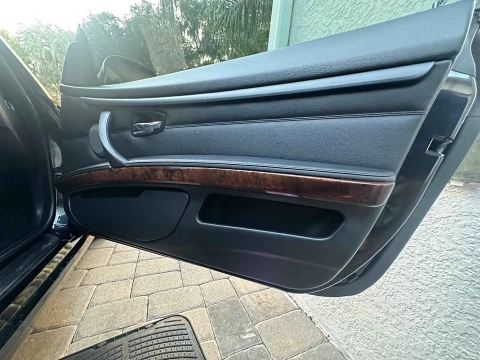 2012 BMW E93 3 Series Convertible - Image 13 of 19