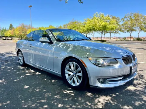 2012 BMW 3 Series 328i Convertible 2D