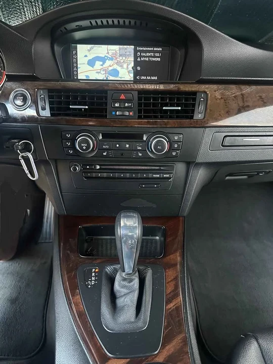 2012 BMW E93 3 Series Convertible - Image 14 of 19