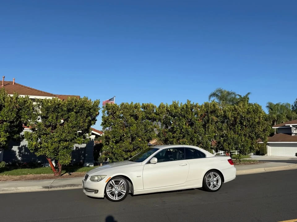2012 BMW E93 3 Series Convertible - Image 2 of 17