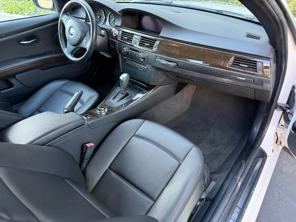 2012 BMW E93 3 Series Convertible - Image 15 of 17