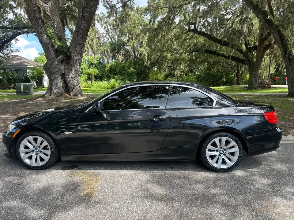 2012 BMW E93 3 Series Convertible - Image 2 of 17