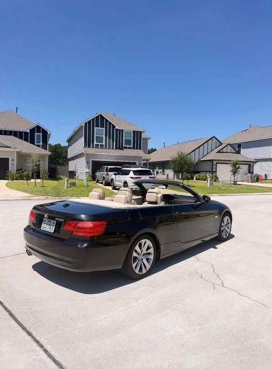 2012 BMW E93 3 Series Convertible - Image 9 of 9